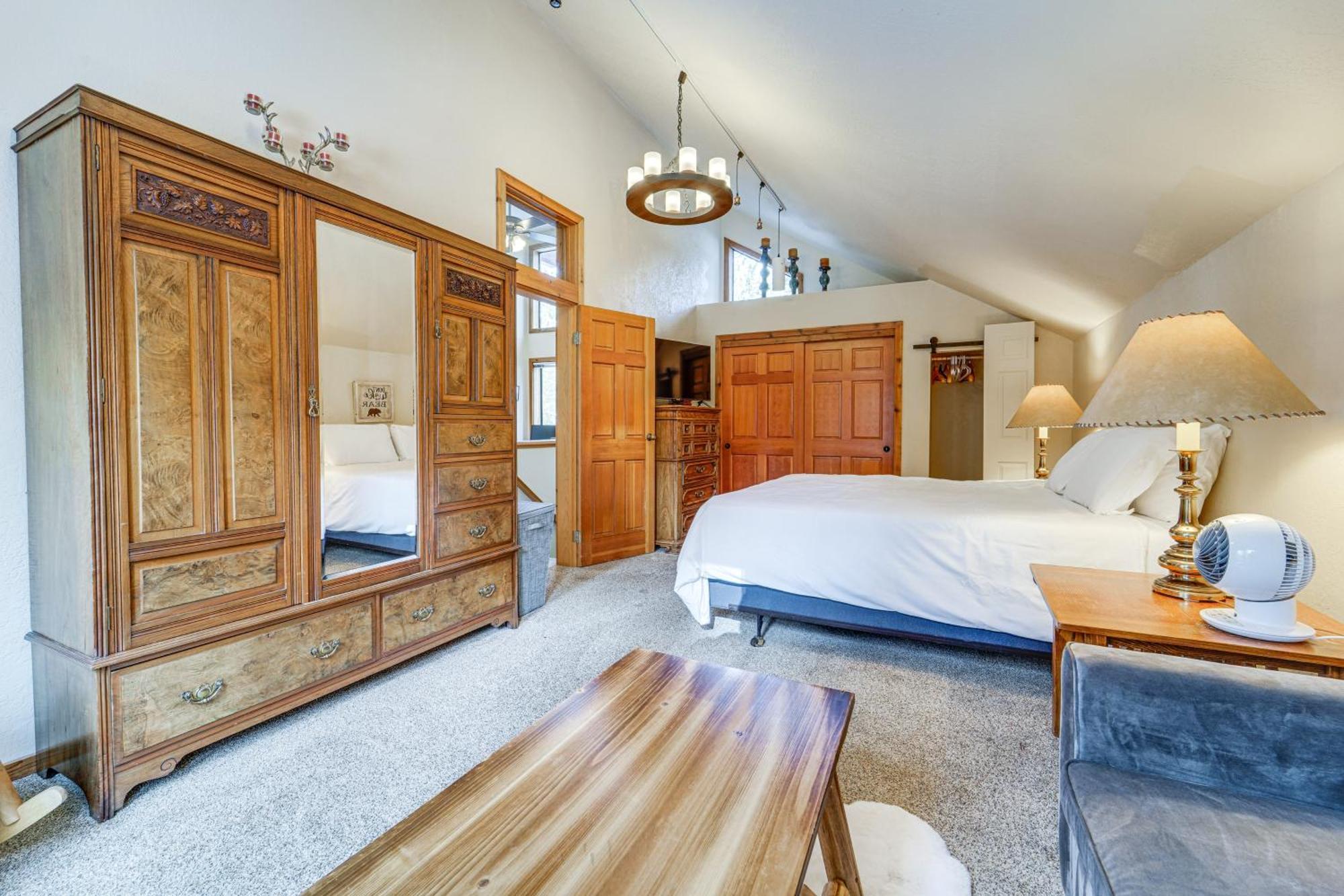Family-Friendly Truckee Cabin In Tahoe Donner! Luaran gambar