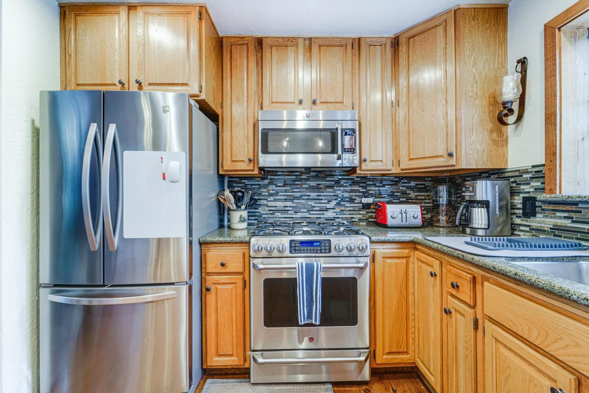 Family-Friendly Truckee Cabin In Tahoe Donner! Luaran gambar